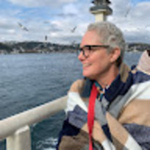 Meet your Posher, Joy